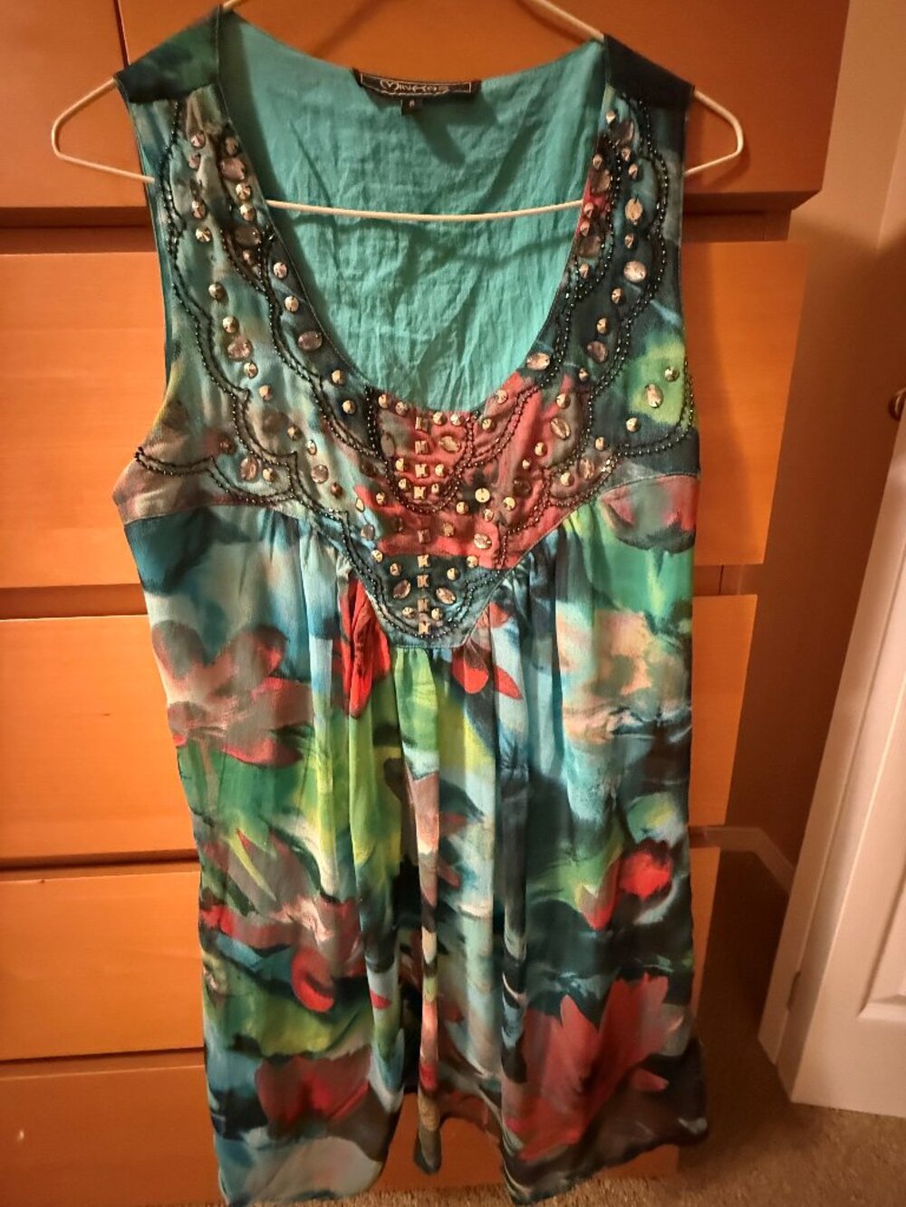 Minkas Sleeveless Blouse